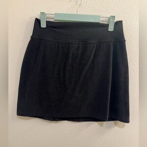Beyond yoga skort - size Large